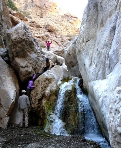 تنگه کرو